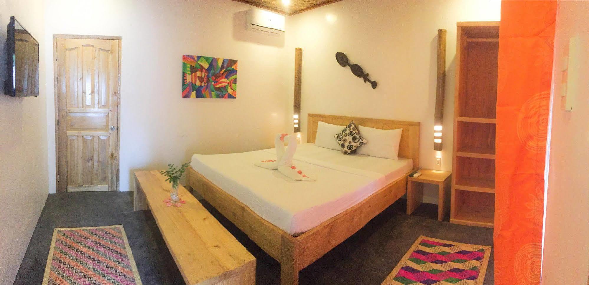 Floral Villarosa Puerto Princesa Ngoại thất bức ảnh